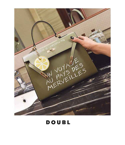 Wild Women's Bag Trend: Embrace Fashion and Functionality - Echoed Goods