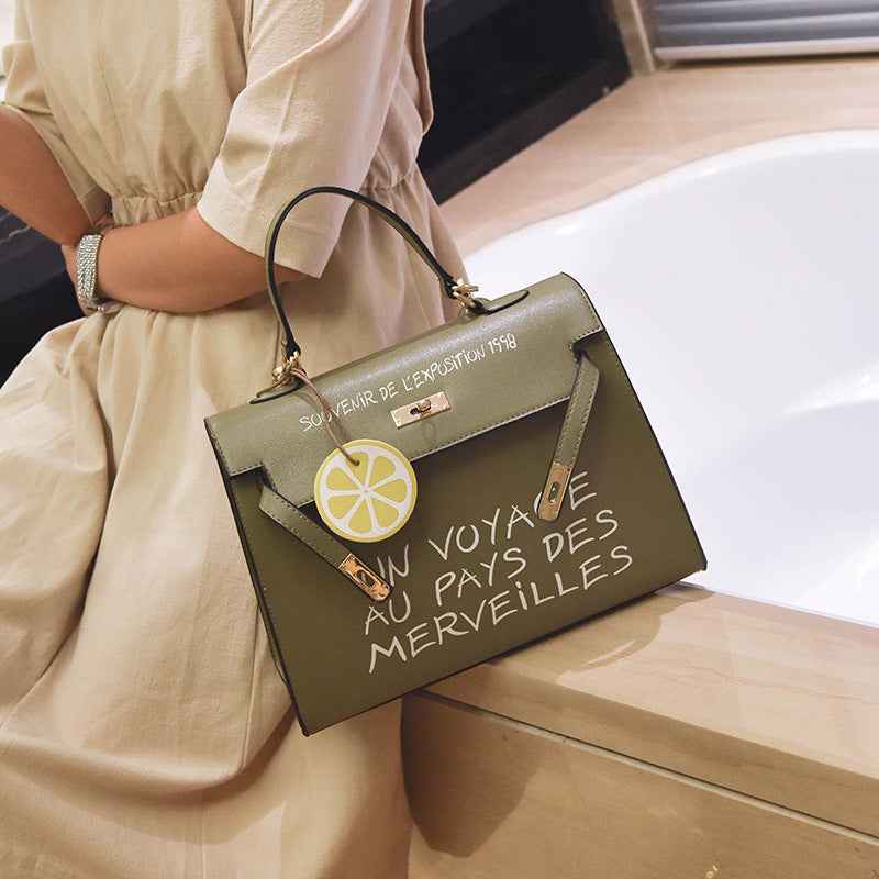 Wild Women's Bag Trend: Embrace Fashion and Functionality - Echoed Goods