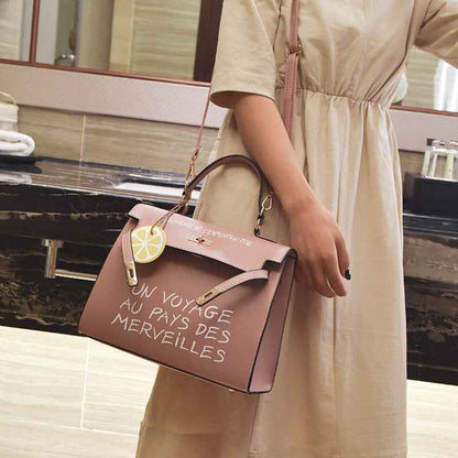 Wild Women's Bag Trend: Embrace Fashion and Functionality - Echoed Goods