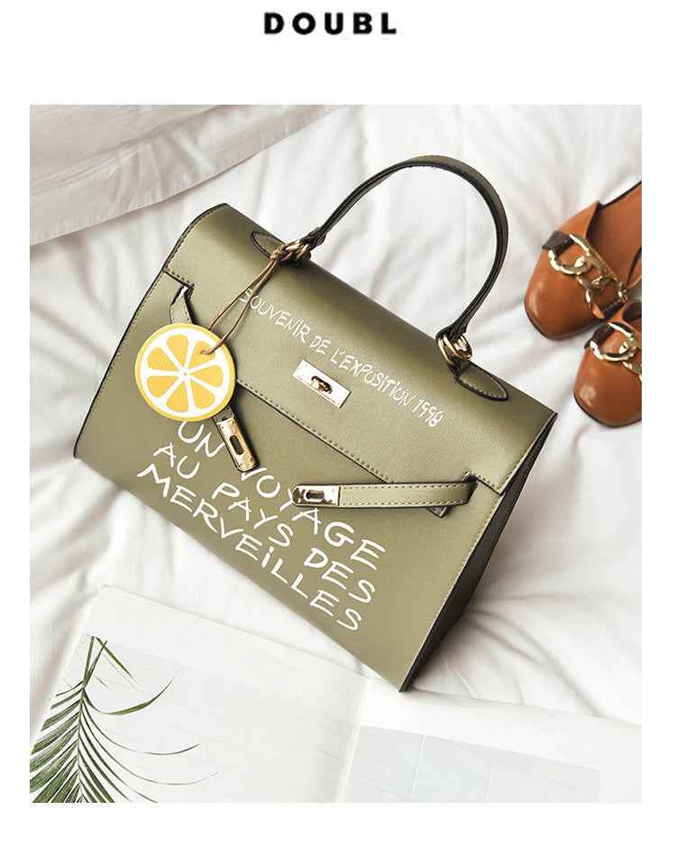 Wild Women's Bag Trend: Embrace Fashion and Functionality - Echoed Goods